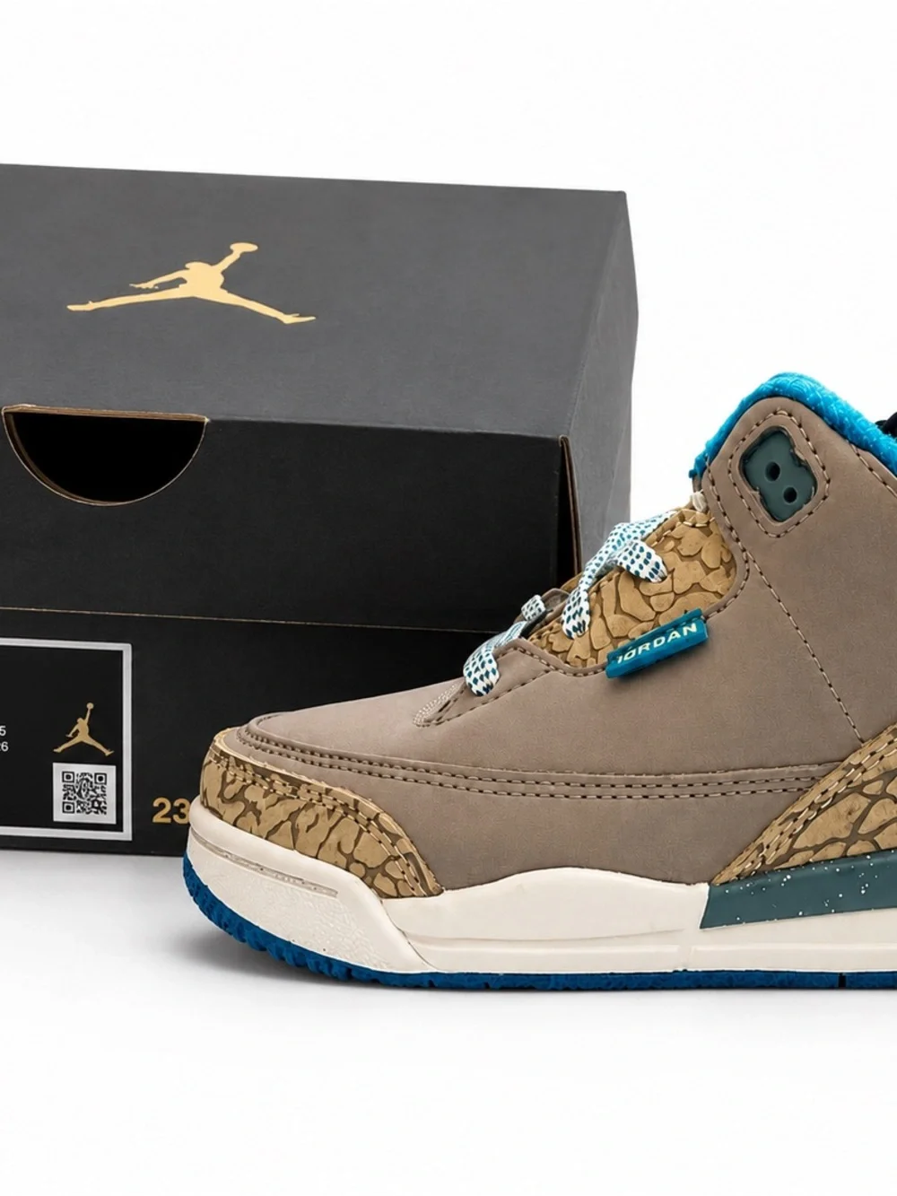 Air Jordan 3 Retro (TD) “Green Abyss” Toddler Sneakers – Size 9C